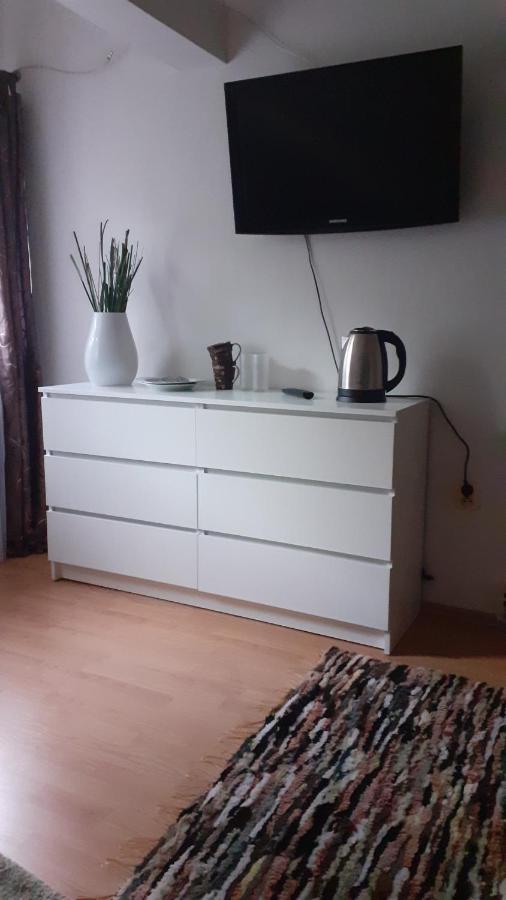 Ferienwohnung Pokoje Przy Parku Oliwskim Danzig Exterior foto